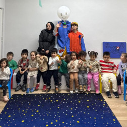 Balon Kafalı Tiyatro ile Kahkaha Dolu Bir Gün!