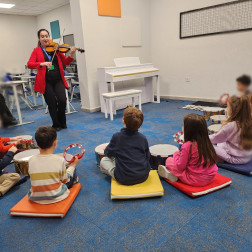 Minik Kalplerde Melodik İzler: Okulumuzda Müzik Yolculuğu