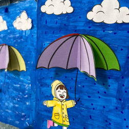 Renkli Şemsiyeler Altında Neşeli Yağmurlar ☔