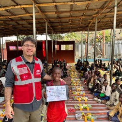 Bir Koli Gıda, Bin Gönülde Bereket: Sinerji Kız Koleji'nden İyilik Köprüsü