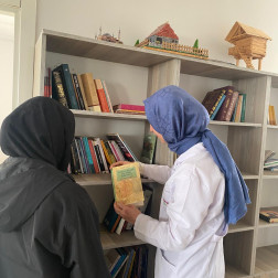 Gelecek, Bilgiyle Aydınlanan Gençlerin Omuzlarında Yükseliyor