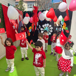 Küçük Kalplerde Büyük Cumhuriyet Coşkusu: 23 Nisan’ı Kutladık!