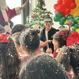 Yeni yıl ruhu Laden Anaokulu’nda, çocuklarımızın neşesiyle hayat buluyor!