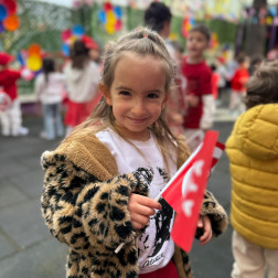 Binbir Çiçek Montessori’de 23 Nisan Coşkusu: Çocuklarımızın Bayramı Renklerle Kutlandı!