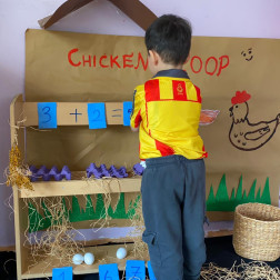 Eğlenceli Matematik: Tavuk Kümesinde Toplama İşlemi!