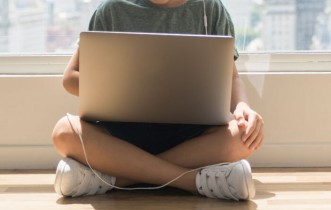 Çocuklarda İnternet Bağımlılığını Önleme ve İnternetin Verimli Kullanımı