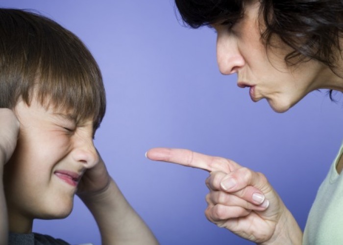 Çocuğunuza Çaresizlikten Söylenen 5 Söz-3