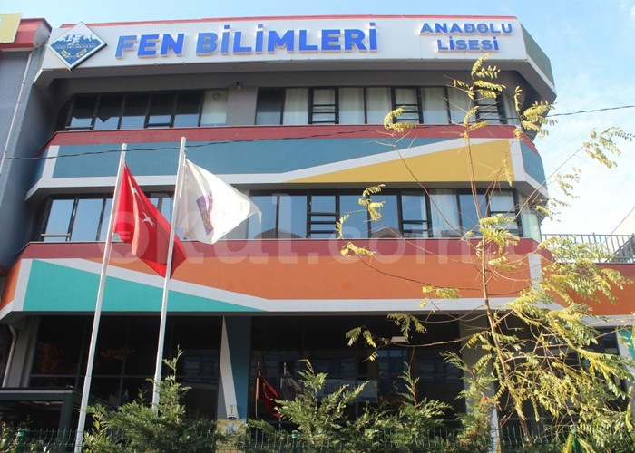 Özel Altunizade Fen Bilimleri Anadolu Lisesi