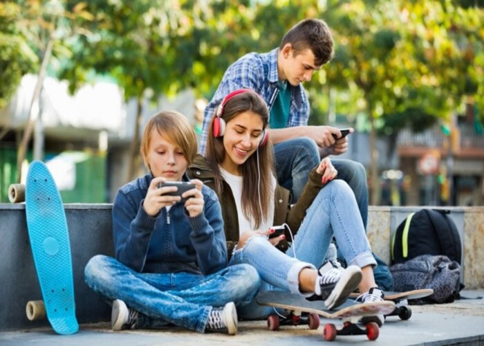 Çocuklarda Ekran Bağımlılığı