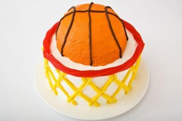 Basketbol Topu Pastası