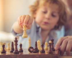 Çocuklarınızla Birlikte Satranç Oynamanın Faydaları