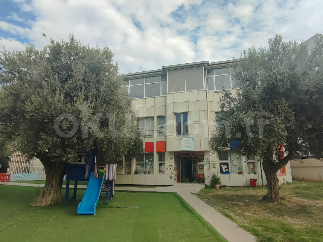 Özel Bornova Nazmi Arıkan Fen Bilimleri İlkokulu - 4