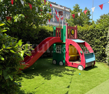 Özel Mavi Şapka Montessori Anaokulu