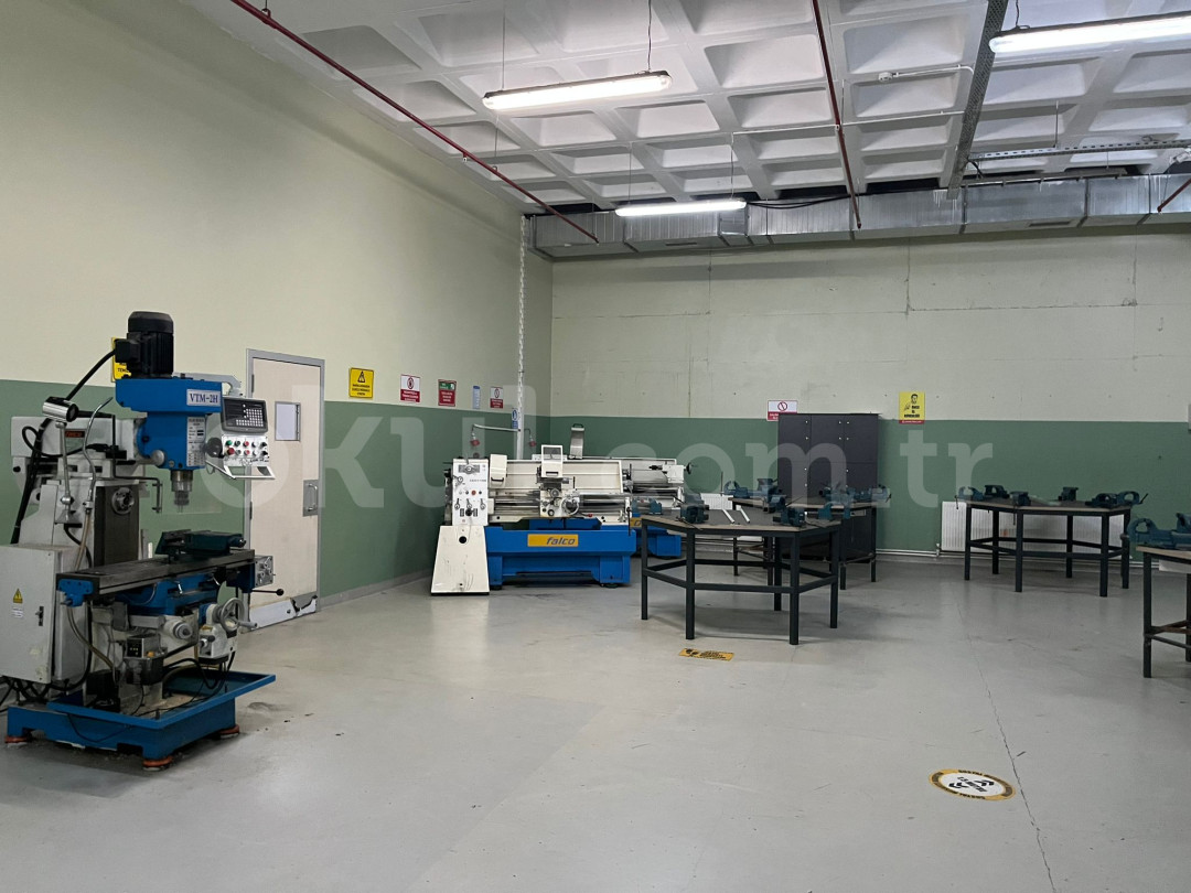 Özel Bağcılar Şafak Okulları Mesleki ve Teknik Anadolu Lisesi - 10