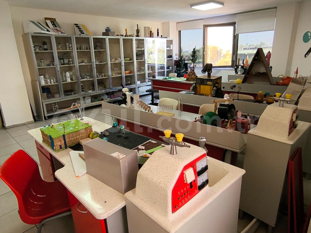 Özel Ege Bilim Okulları Anadolu Lisesi - 11