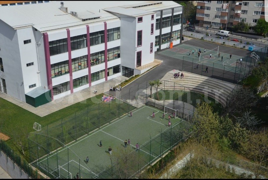 Özel Ümraniye Atakent Uğur Okulları Anadolu Lisesi - 1