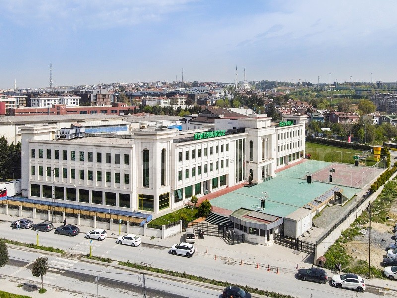 Özel Kemerburgaz Bilim Anadolu Lisesi