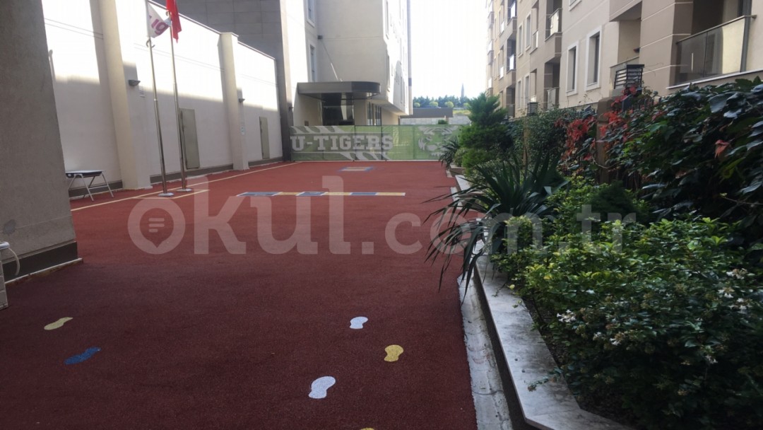Özel Sultanbeyli Uğur Okulları Ortaokulu - 3