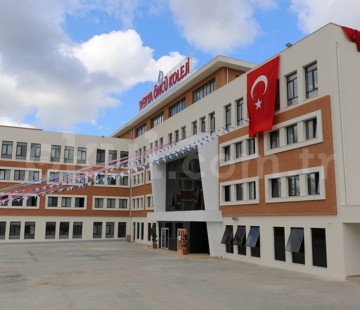 Özel Çekmeköy Derya Öncü Koleji Anadolu Lisesi