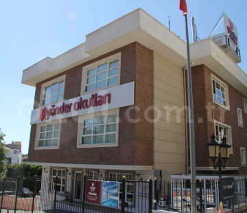 Özel Ataşehir Yönder Okulları Ortaokulu