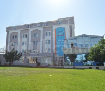 Özel Bahçeşehir Biz Okulları Anadolu Lisesi