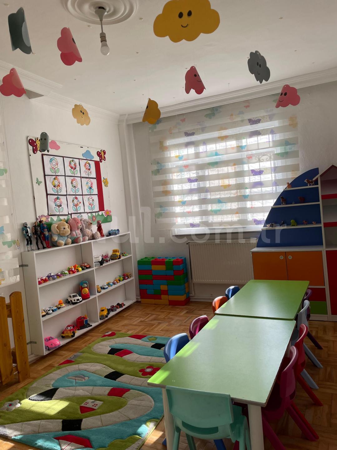 Özel Nazlı Minik Eller Anaokulu - 9