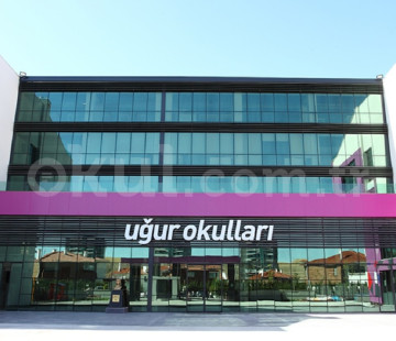 Özel Yaşamkent Uğur Okulları Anadolu Lisesi