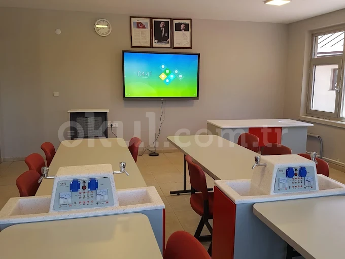 Özel Arya Koleji Anadolu Lisesi - 2