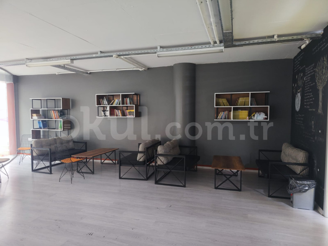 Özel İstanbul Şafak Mesleki ve Teknik Anadolu Lisesi - 6