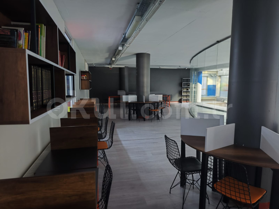 Özel İstanbul Şafak Mesleki ve Teknik Anadolu Lisesi - 5