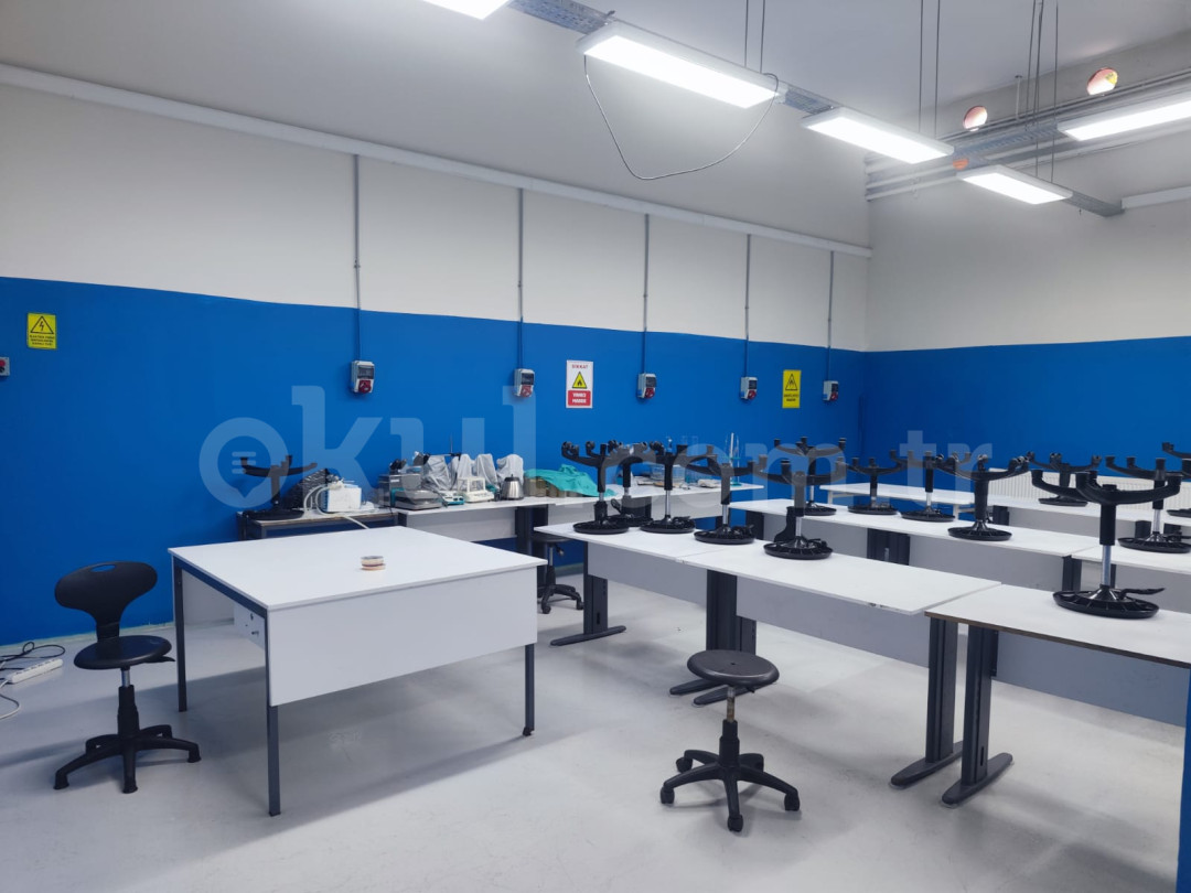 Özel İstanbul Şafak Mesleki ve Teknik Anadolu Lisesi - 14