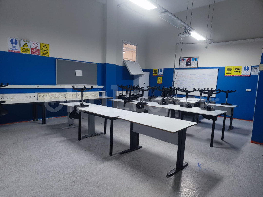 Özel İstanbul Şafak Mesleki ve Teknik Anadolu Lisesi - 15
