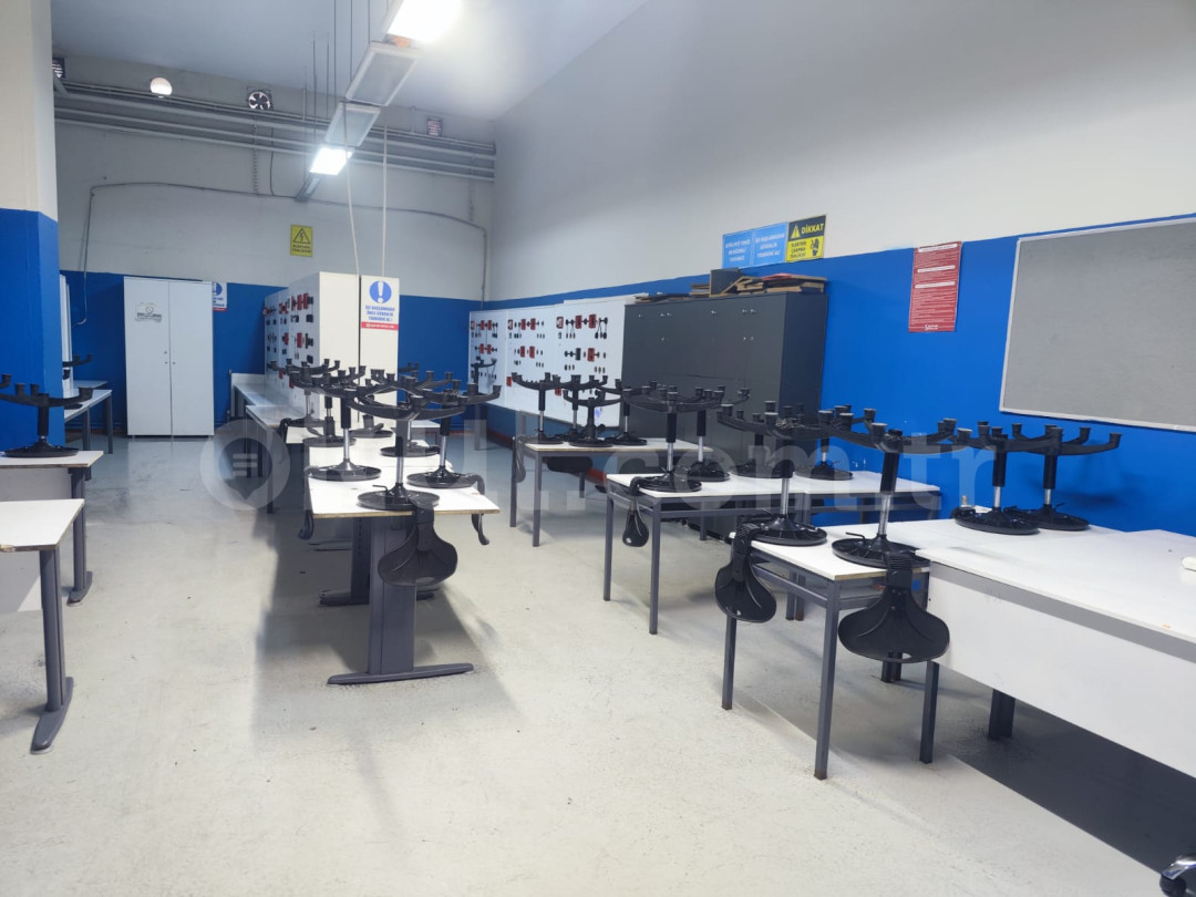 Özel İstanbul Şafak Mesleki ve Teknik Anadolu Lisesi - 17