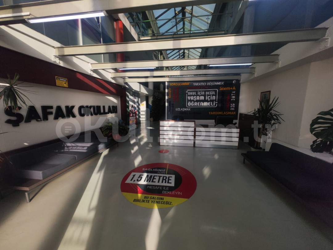 Özel İstanbul Şafak Mesleki ve Teknik Anadolu Lisesi - 2