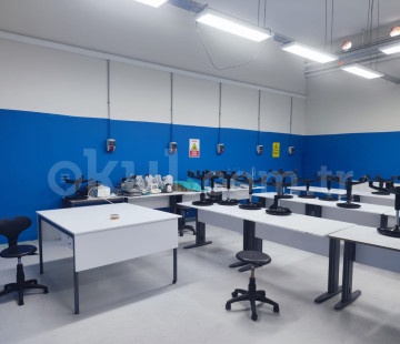 Özel İstanbul Şafak Mesleki ve Teknik Anadolu Lisesi