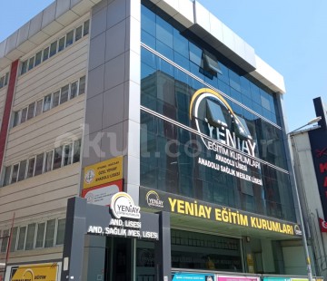 Özel Yeniay Okulları Anadolu Lisesi