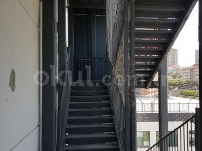 Özel Halkalı Uğur Okulları Anaokulu - 25