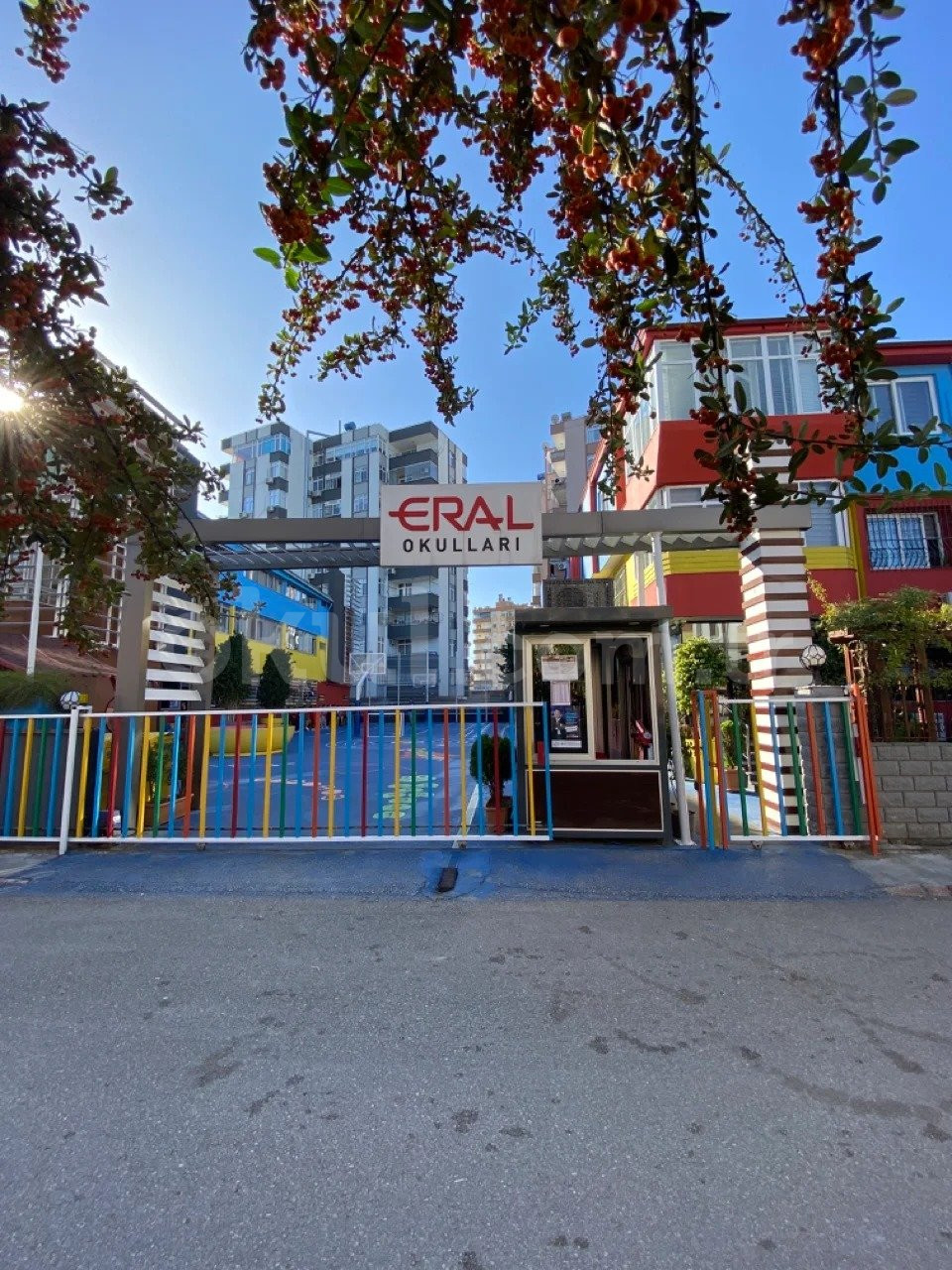 Özel Güzelyalı Eral Koleji Ortaokulu