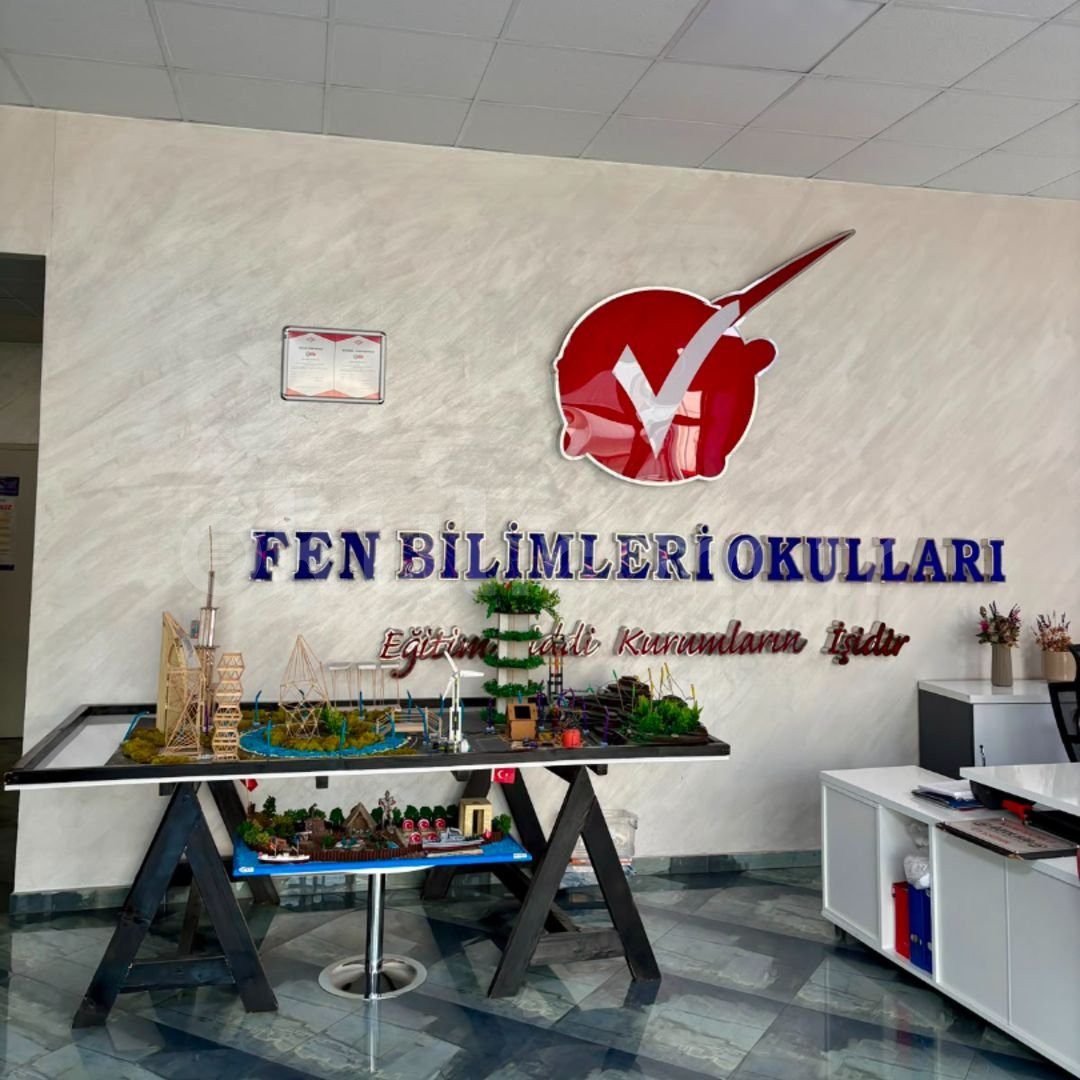 Özel Çiğli Fen Bilimleri Anadolu Lisesi - 3