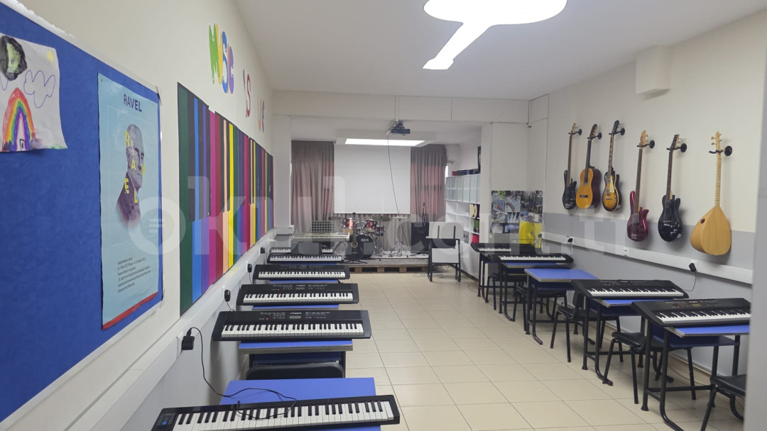 Özel Bornova Nazmi Arıkan Fen Bilimleri Anadolu Lisesi - 25