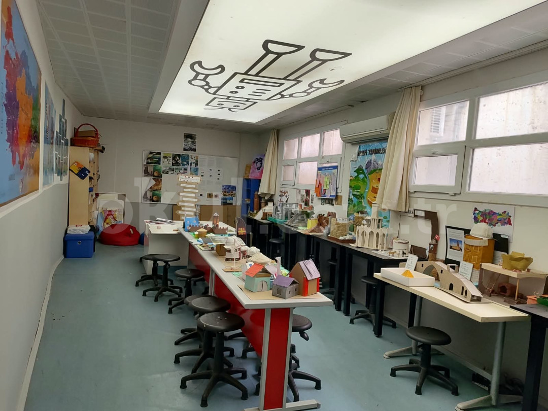 Özel Bornova Nazmi Arıkan Fen Bilimleri Anadolu Lisesi - 8