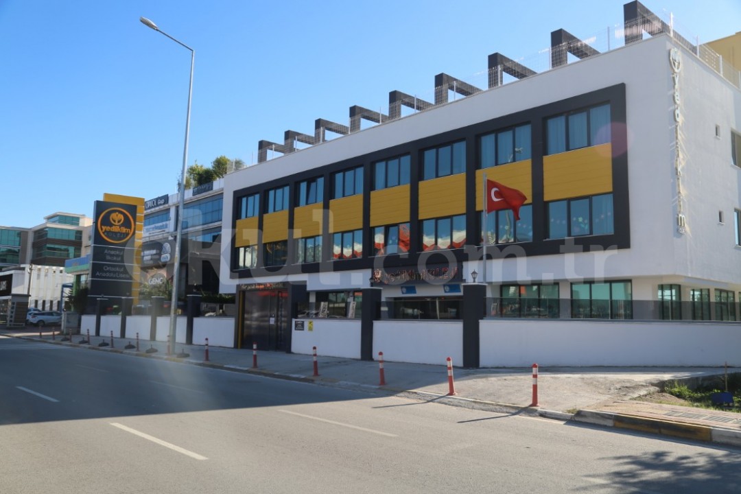 Özel Antalya Yediiklim Anadolu Lisesi