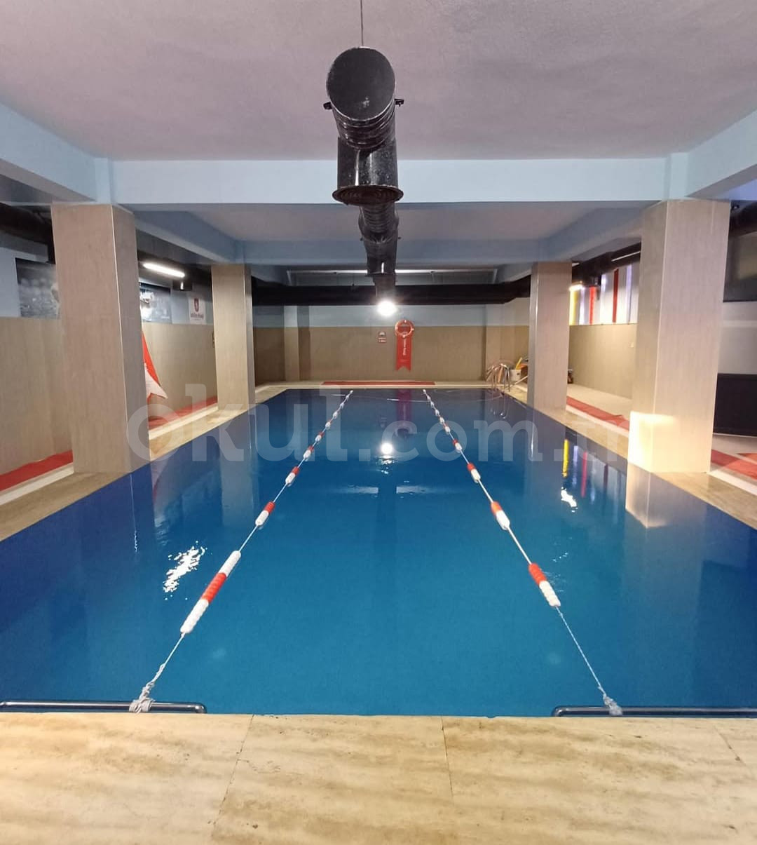 Özel Menemen İzbilim Koleji Ortaokulu - 11