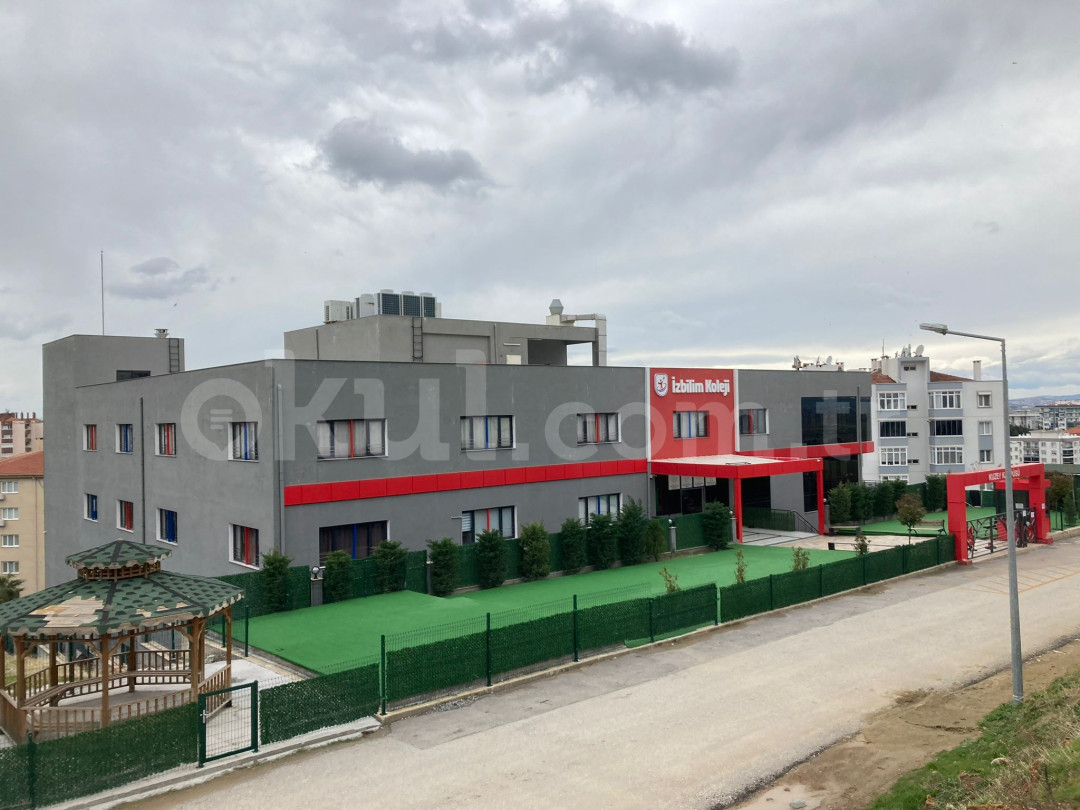 Özel Menemen İzbilim Koleji Ortaokulu - 22