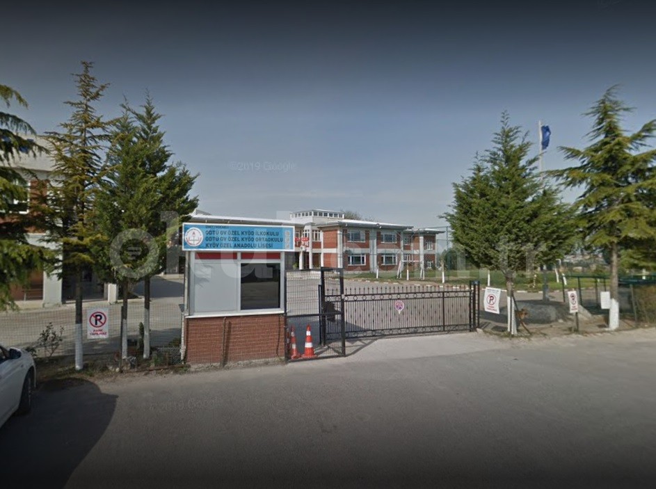 Özel Kocaeli Yüksek Öğrenim Vakfı Anadolu Lisesi - 2