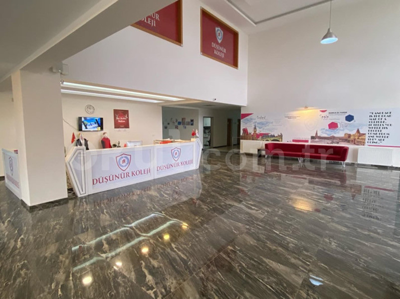 Özel İznik Düşünür Koleji Anadolu Lisesi - 3