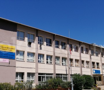 Esenler Menderes Anadolu Lisesi