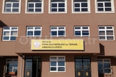 Kumluca Mesleki ve Teknik Anadolu Lisesi