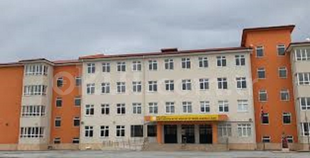 Şehit Hüseyin Akyüz Mesleki ve Teknik Anadolu Lisesi