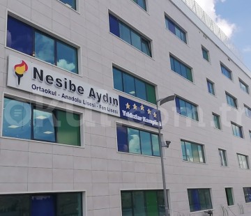 Özel Nesibe Aydın Yıldızlar Fen Lisesi